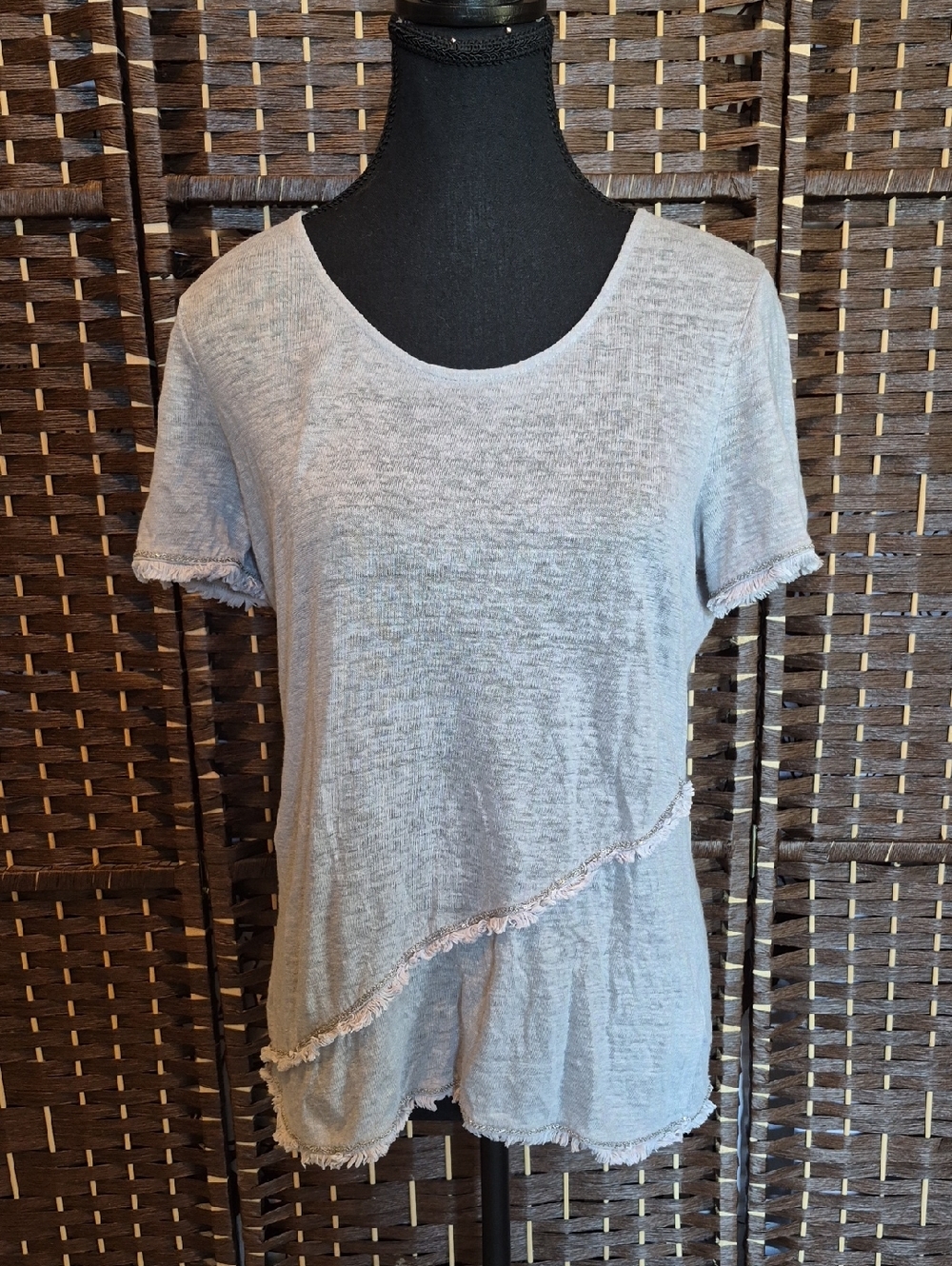ecru Light Gray Short Sleeve Scoop Neck Tee with Frayed Trim
